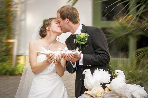 You are currently viewing Dobry i kreatywny fotograf na wesele – jak wybrać?