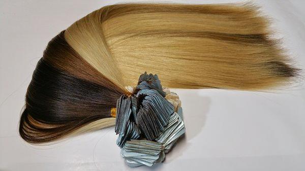 Read more about the article Długie i piękne włosy z przedłużaniem pre bonded